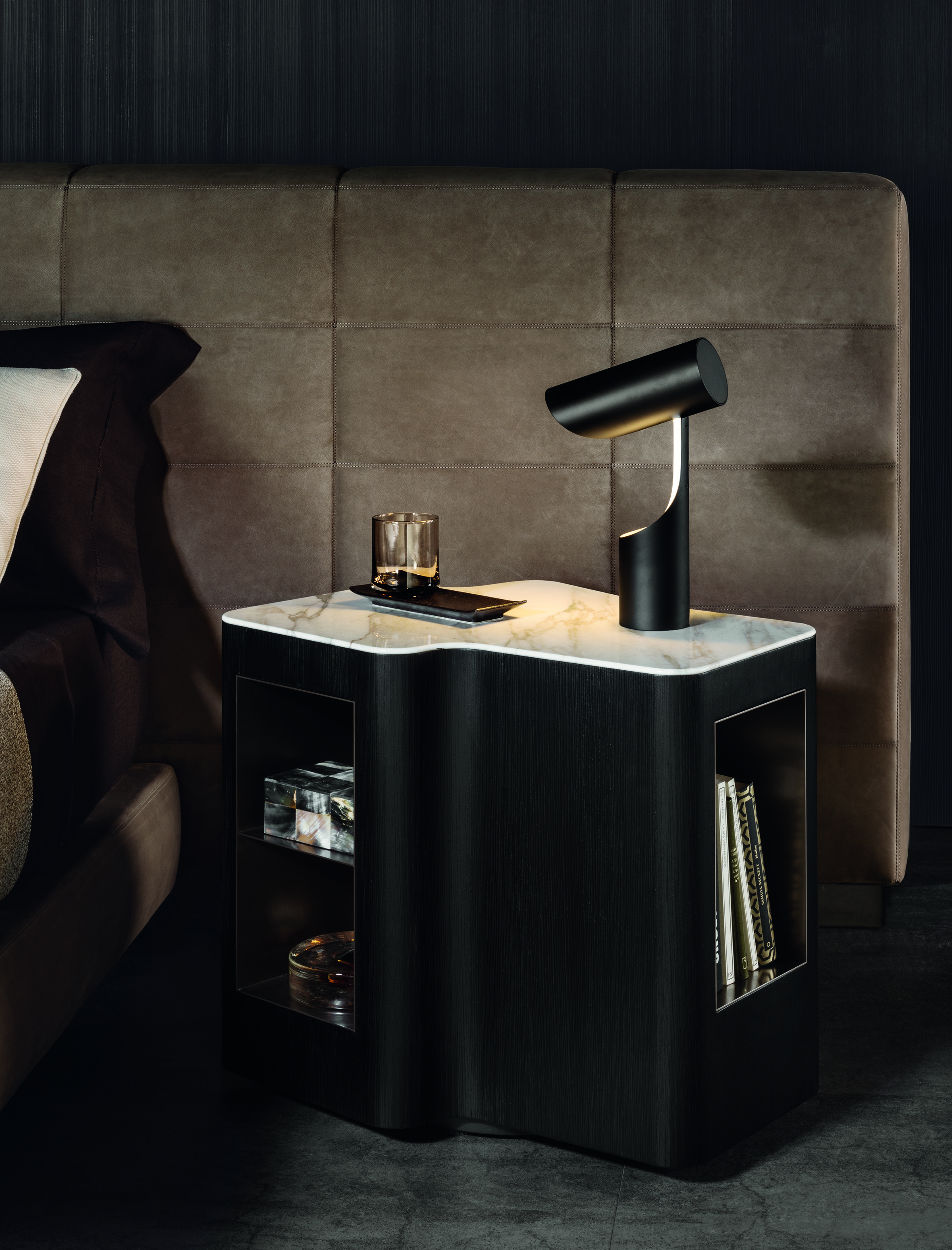 创意家具 - 桌几|咖啡桌|办公家具|设计师家具|卢咖啡桌