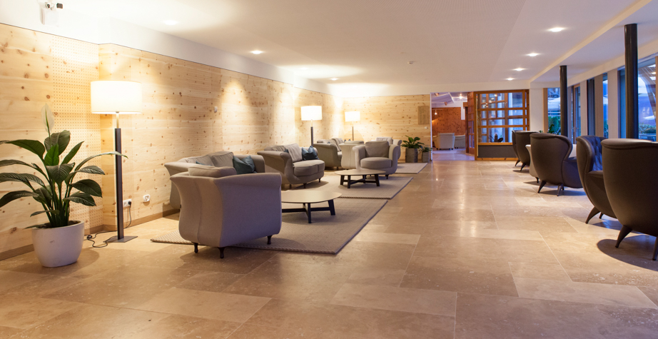 创意家具 - 桌几|咖啡桌|办公家具|设计师家具|菲尼克斯咖啡桌