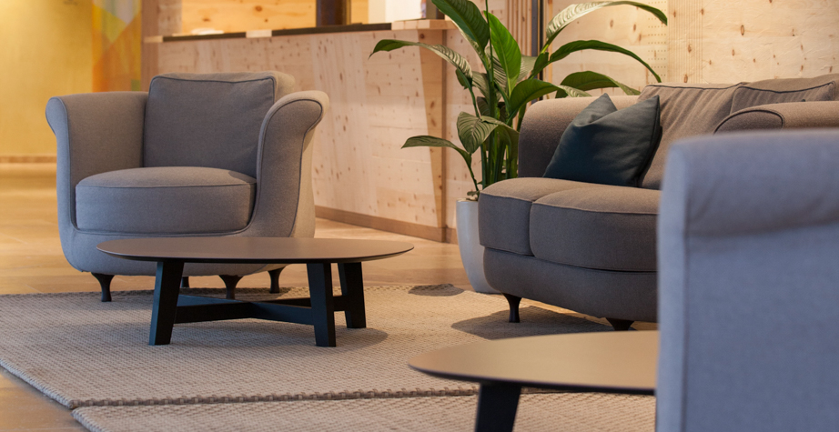 创意家具 - 桌几|咖啡桌|办公家具|设计师家具|菲尼克斯咖啡桌