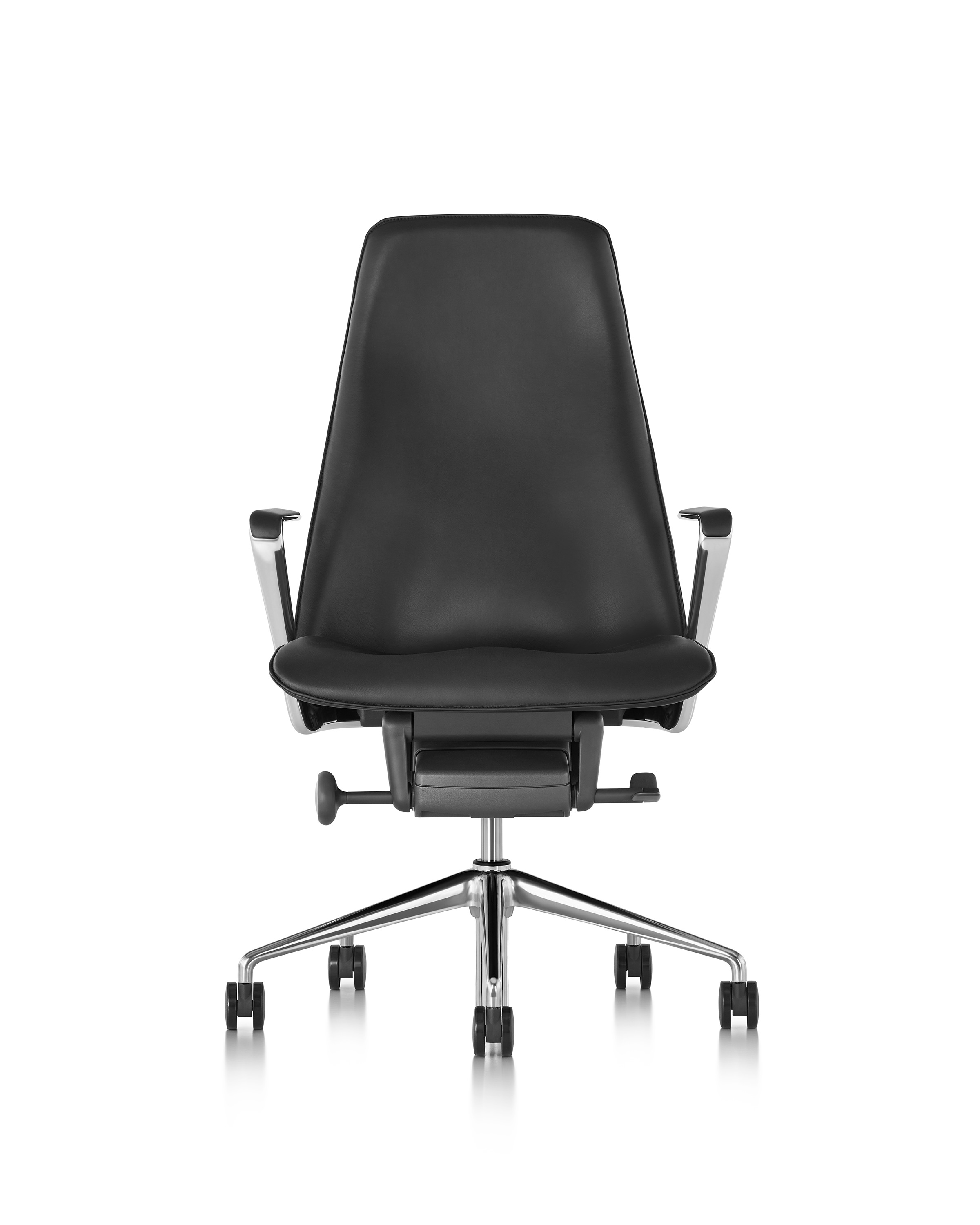 [办公椅|现代真皮中班椅|办公家具|设计师家具|锥形大班椅]