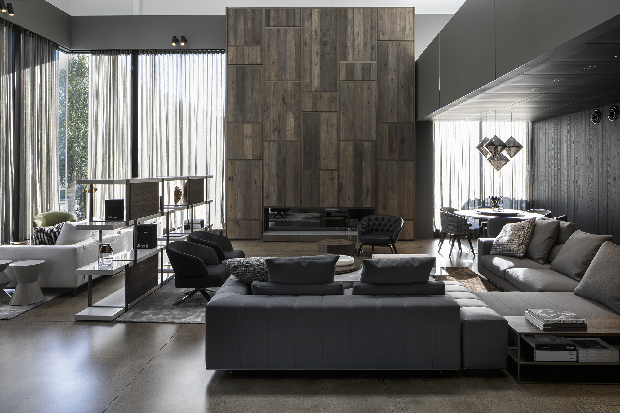 创意家具 - 桌几|茶几/边几|办公家具|设计师家具|考尔德青铜茶几