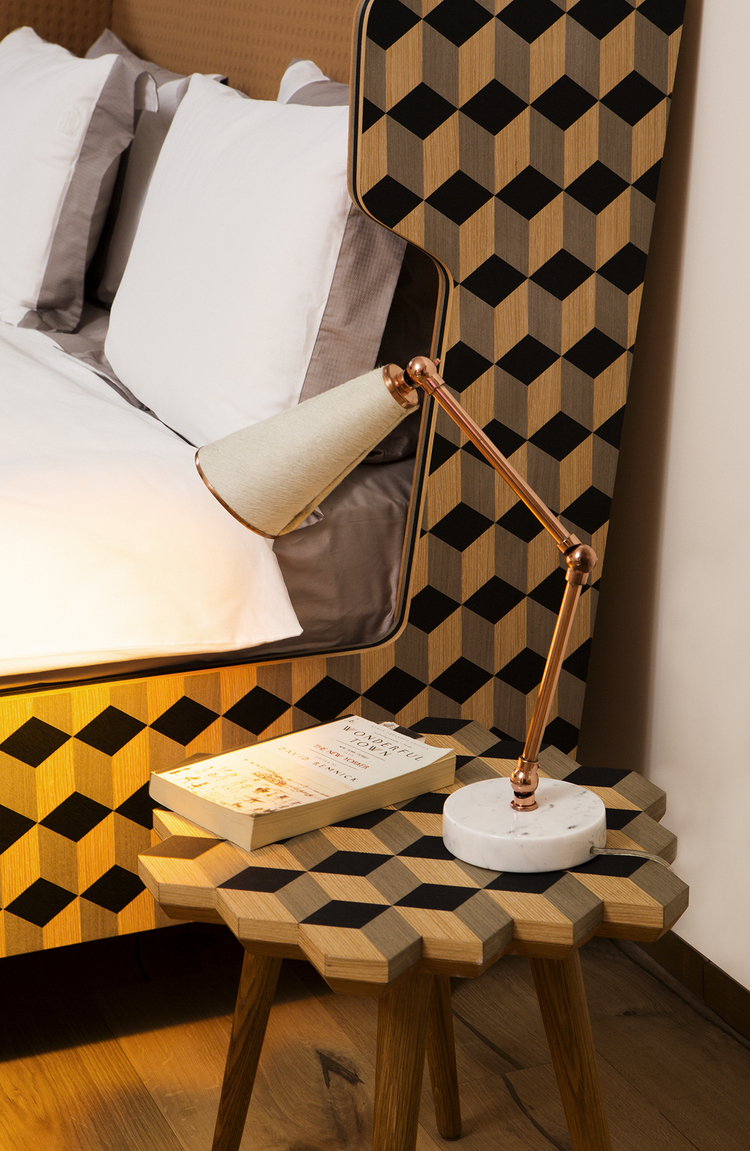 创意家具 - 卧室|床头几|办公家具|设计师家具|Dip床头几