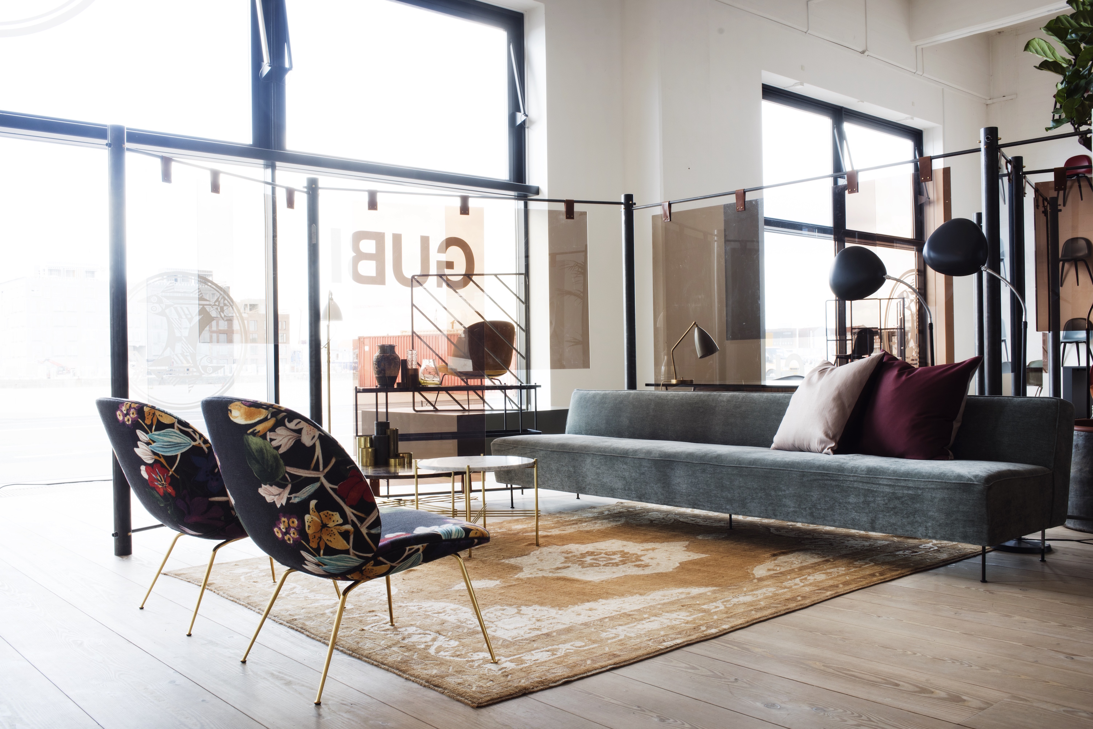 创意家具 - 坐具|休闲椅|办公家具|设计师家具|甲壳虫休闲椅