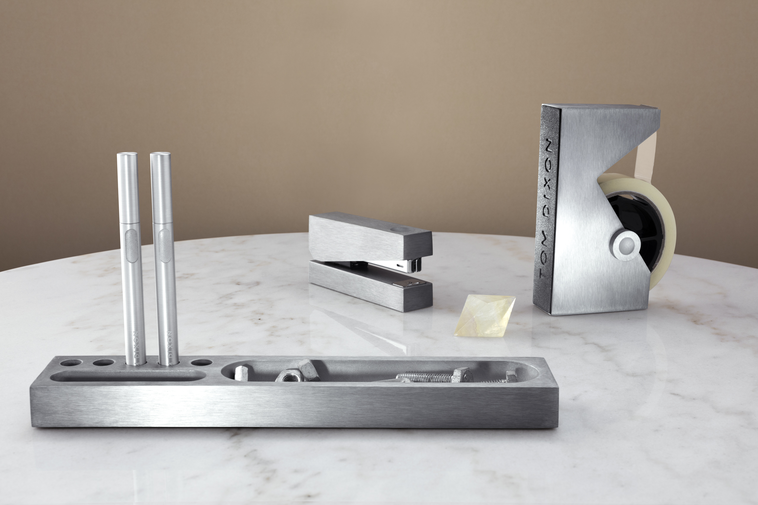 办公辅件|办公文具|办公家具|设计师家具|立方体桌面笔盒