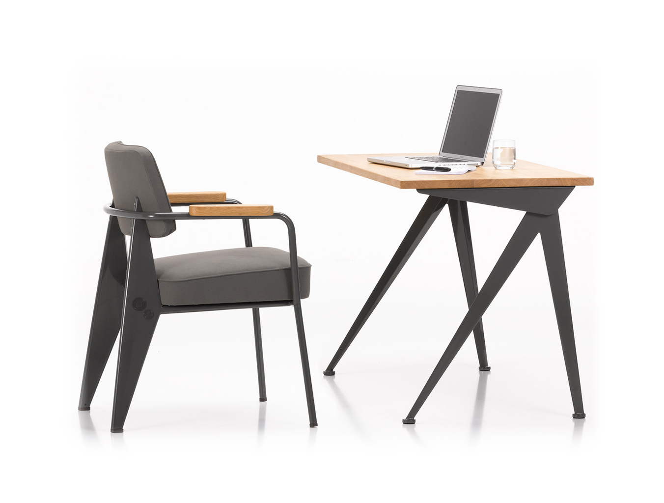 创意家具 - 桌几|办公桌|办公家具|设计师家具|指南针方向桌