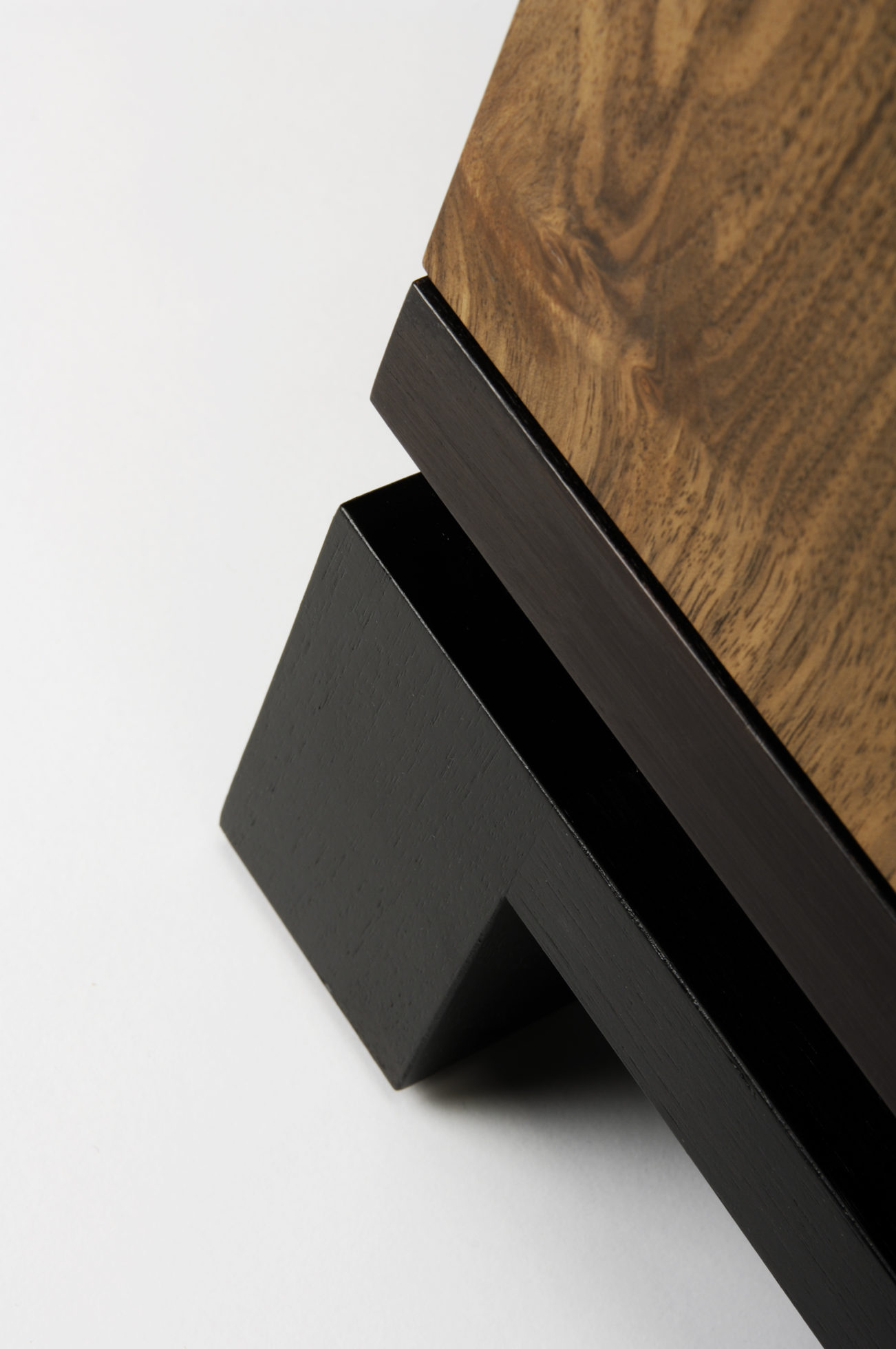 创意家具 - 储物|储物柜|办公家具|设计师家具|chivalrous cabinet 柜子