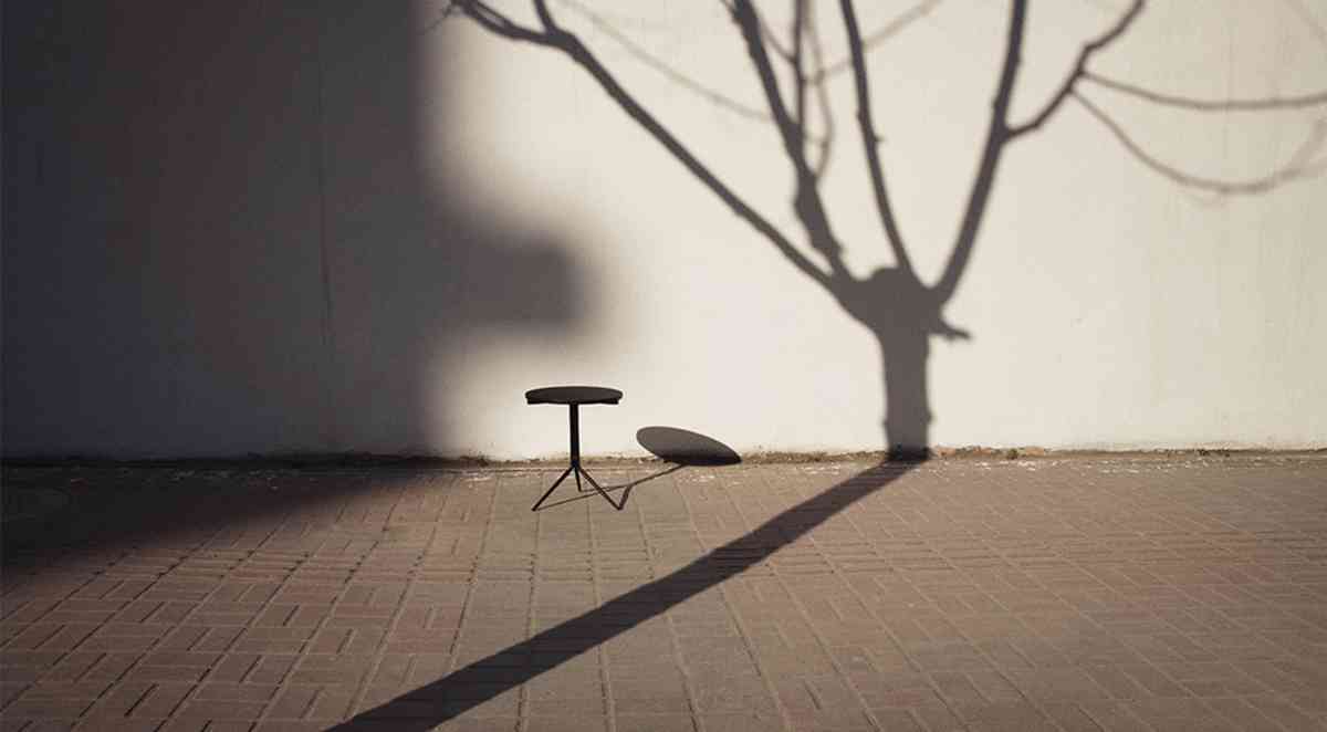 创意家具 - 桌几|咖啡桌|办公家具|设计师家具|Tripod 咖啡桌