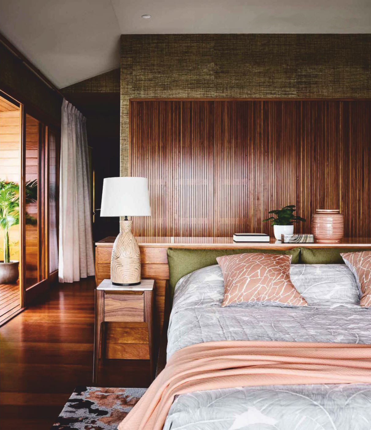 创意家具 - 灯饰|台灯|办公家具|设计师家具|艾菲台灯