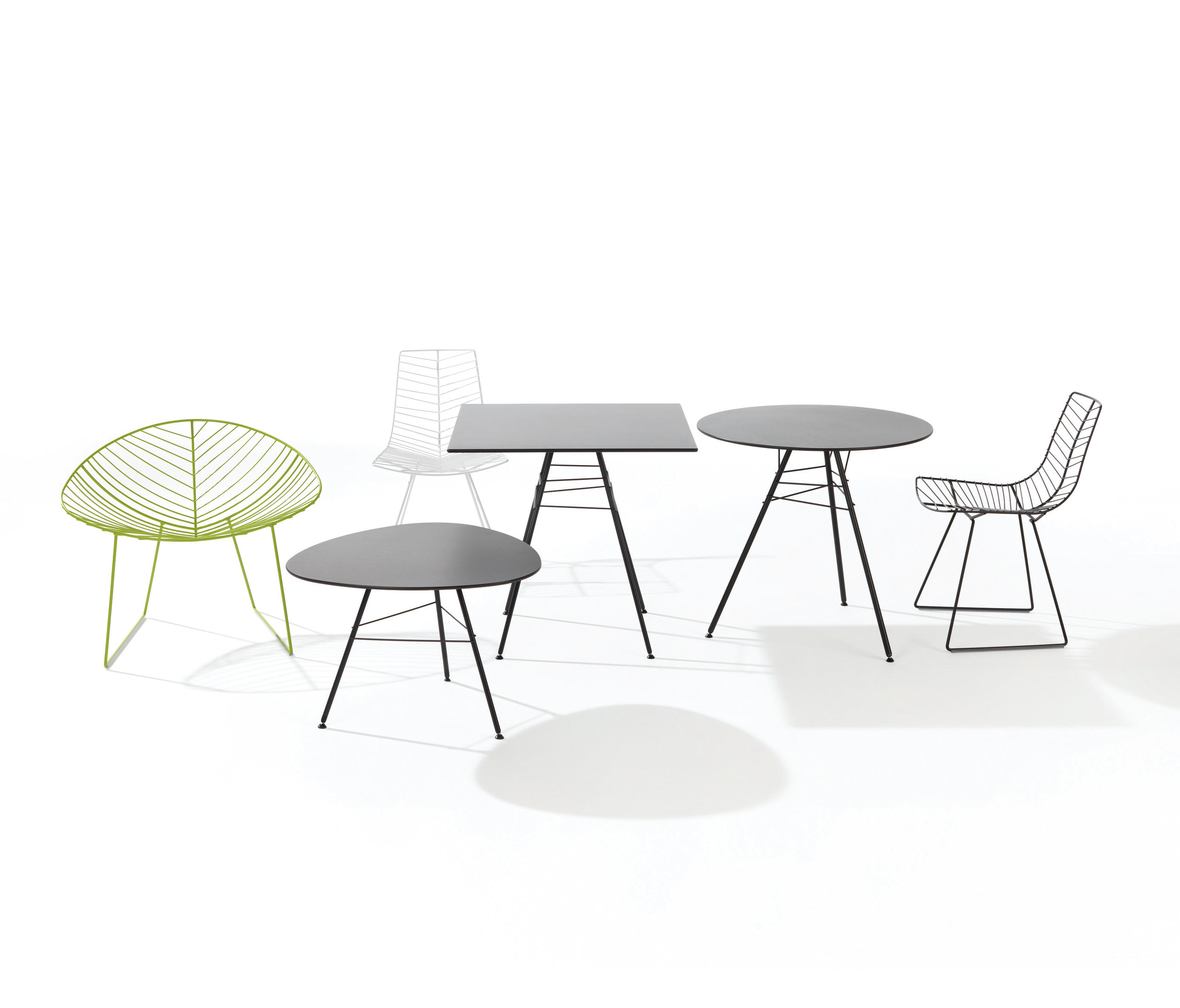 创意家具 - 桌几|餐桌|办公家具|设计师家具|Leaf 户外餐台