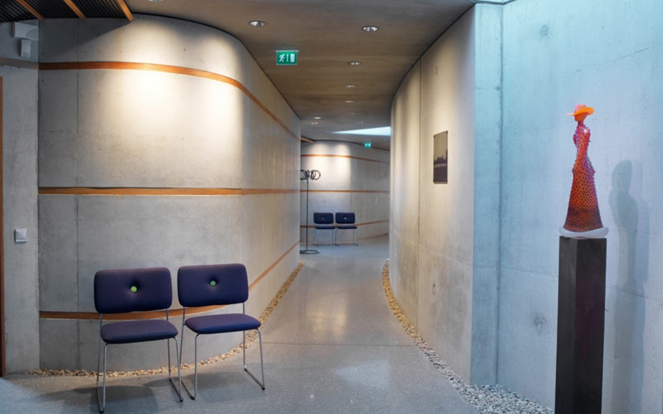 创意家具 - 坐具|休闲椅|办公家具|设计师家具|DUNDRA 洽谈椅