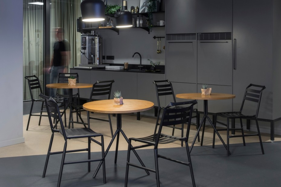 创意家具 - 坐具|休闲椅|办公家具|设计师家具|STRAW 休闲椅