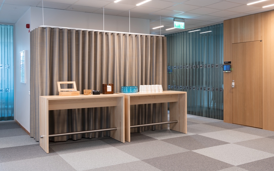 创意家具 - 桌几|咖啡桌|办公家具|设计师家具|PING-PONG 高脚桌