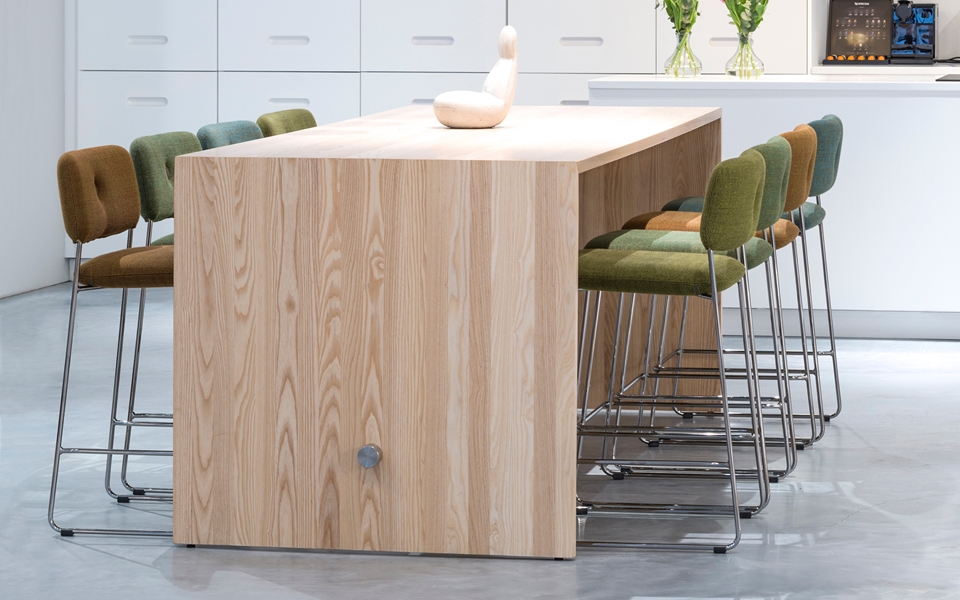 创意家具 - 桌几|咖啡桌|办公家具|设计师家具|PING-PONG 高脚桌