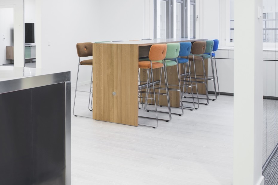 创意家具 - 桌几|咖啡桌|办公家具|设计师家具|PING-PONG 高脚桌