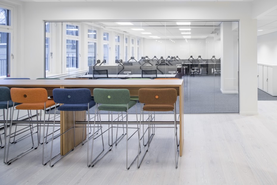 创意家具 - 桌几|咖啡桌|办公家具|设计师家具|PING-PONG 高脚桌