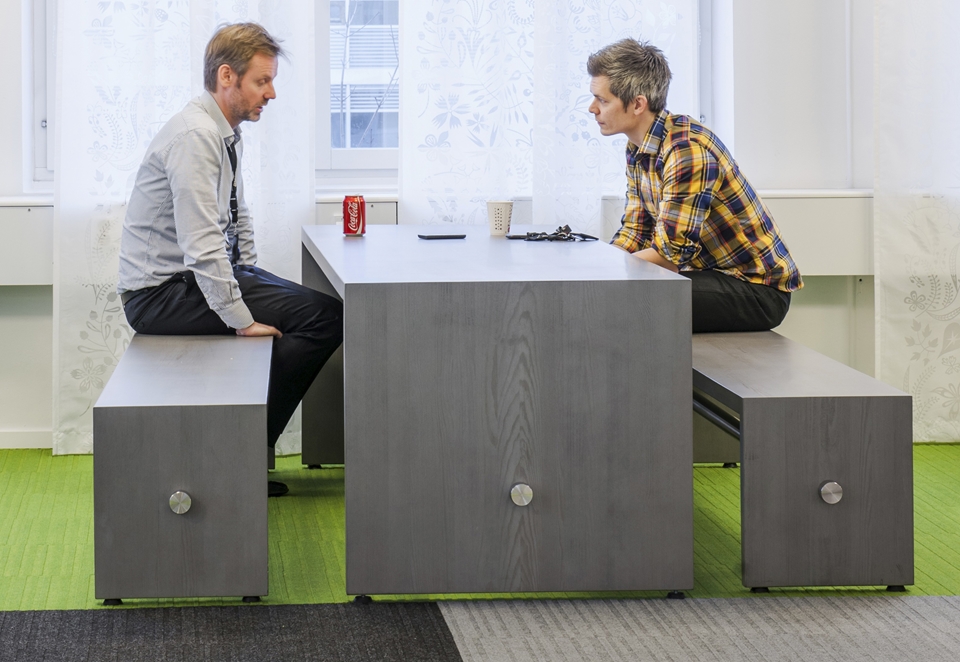 创意家具 - 桌几|餐桌|办公家具|设计师家具|PING-PONG  洽谈桌/餐桌