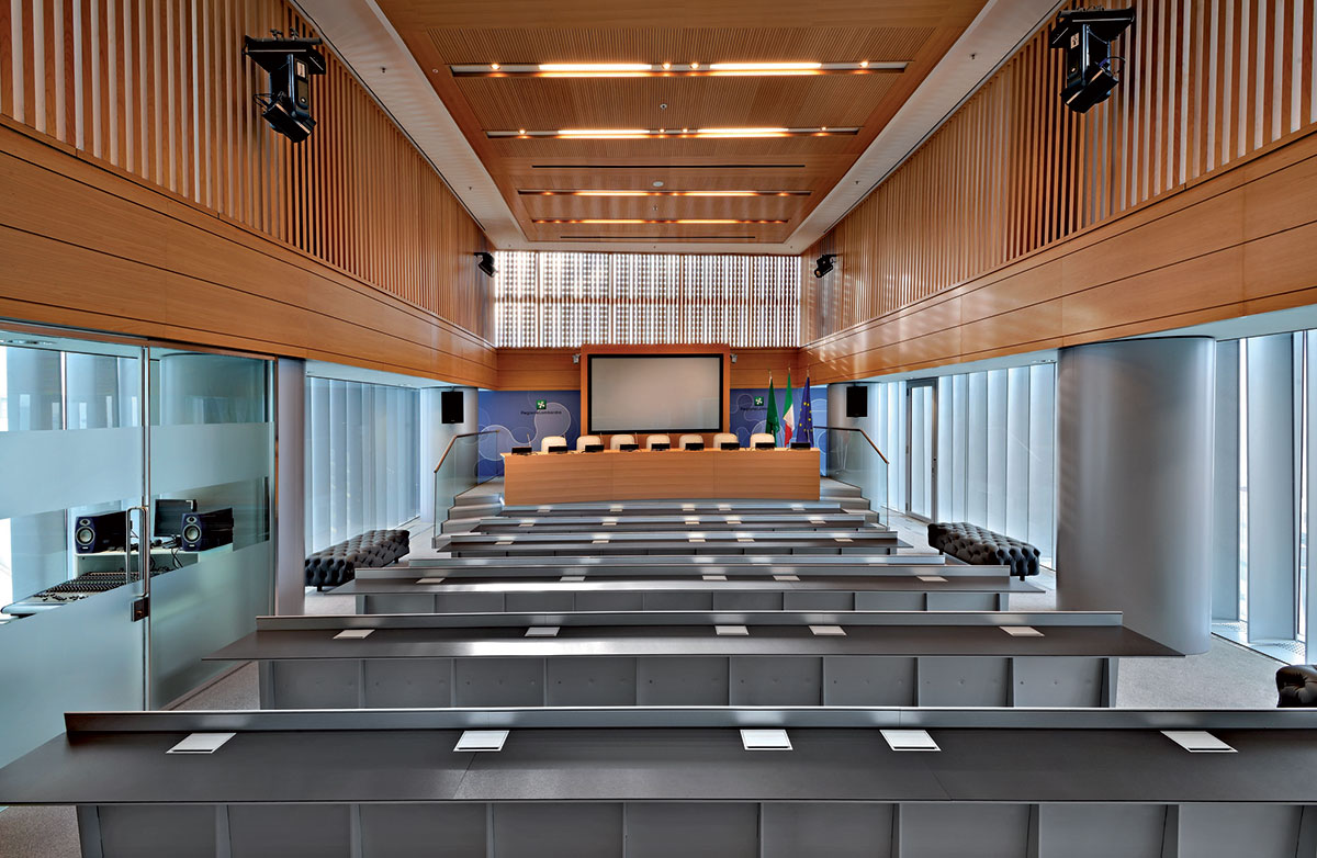 学校家具|阶梯教室桌椅|办公家具|设计师家具|刀片系统