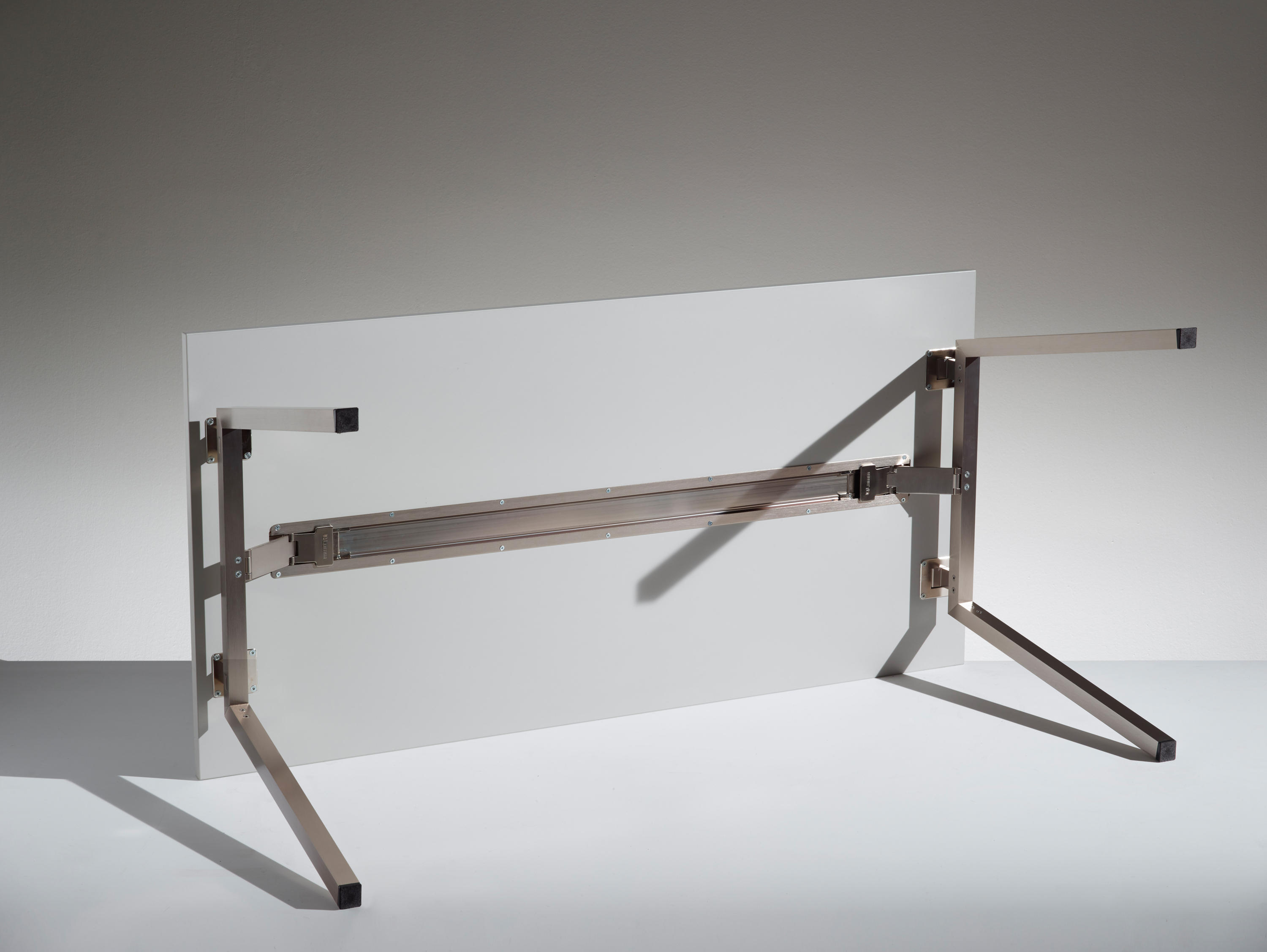 创意家具 - 桌几|办公桌|办公家具|设计师家具|PIKAPPA 书桌