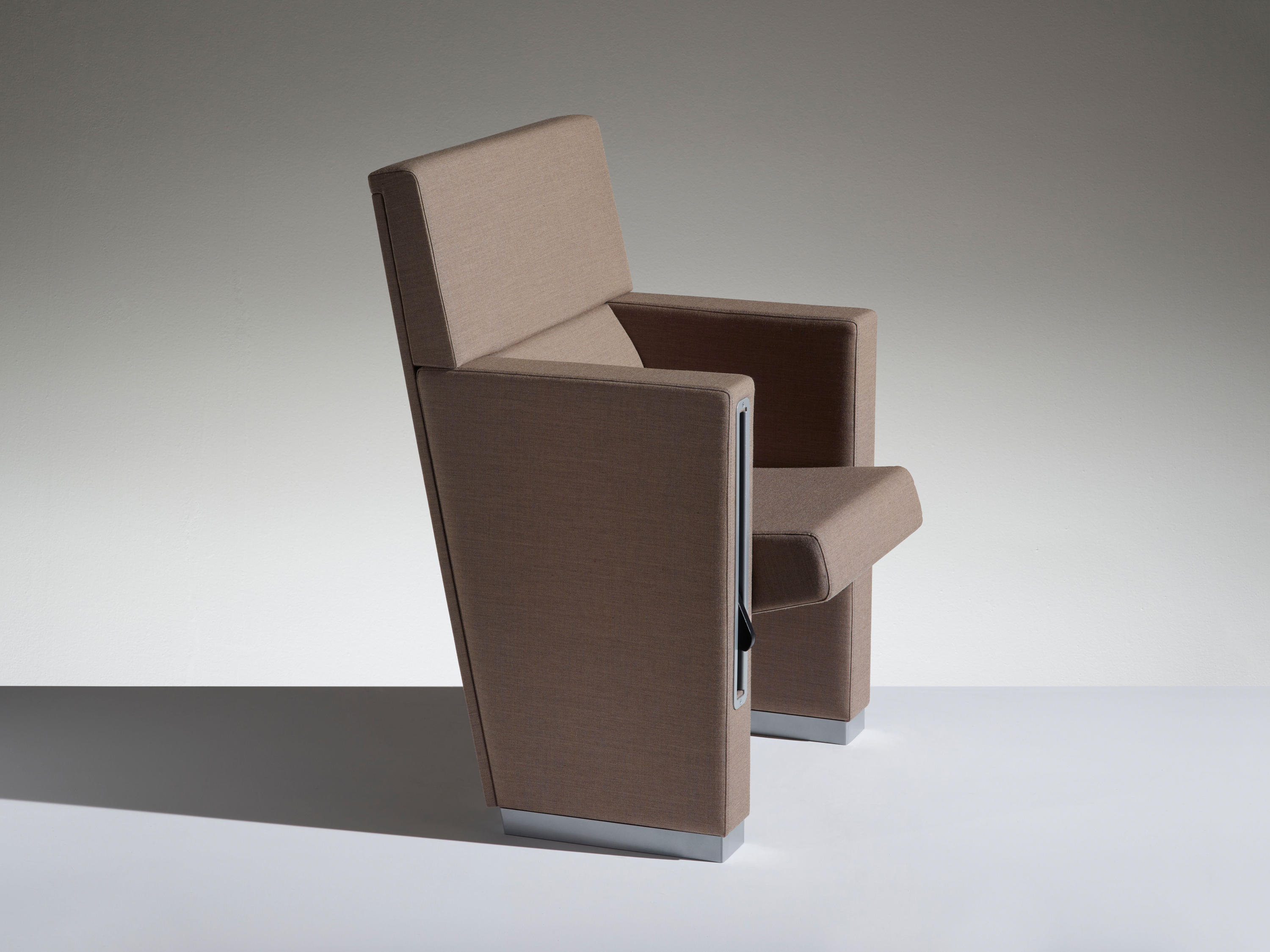 公共座椅|礼堂椅、报告厅椅|办公家具|设计师家具|L213 剧院/礼堂椅