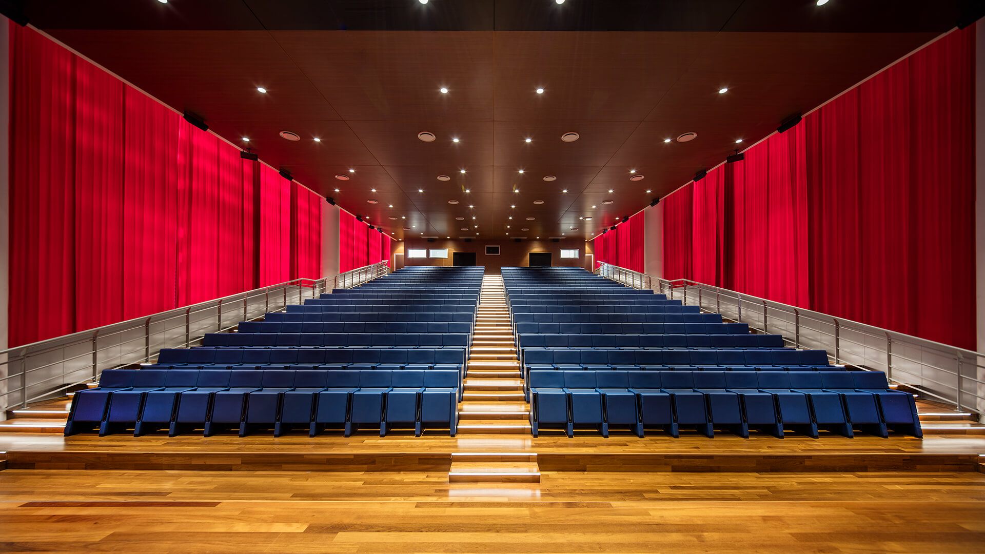 公共座椅|礼堂椅、报告厅椅|办公家具|设计师家具|L213 剧院/礼堂椅