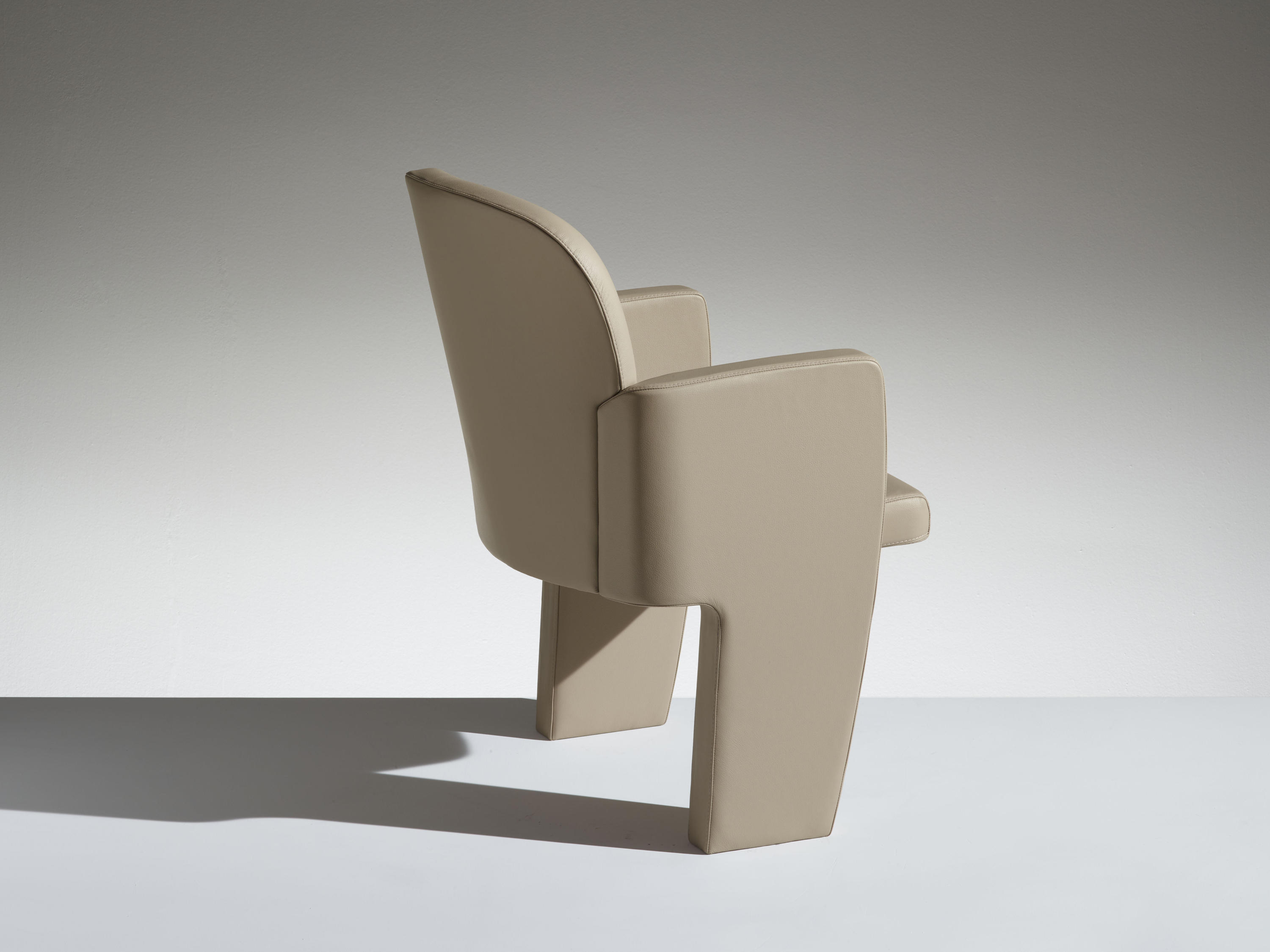 公共座椅|礼堂椅、报告厅椅|办公家具|设计师家具|Tail 剧院/礼堂椅