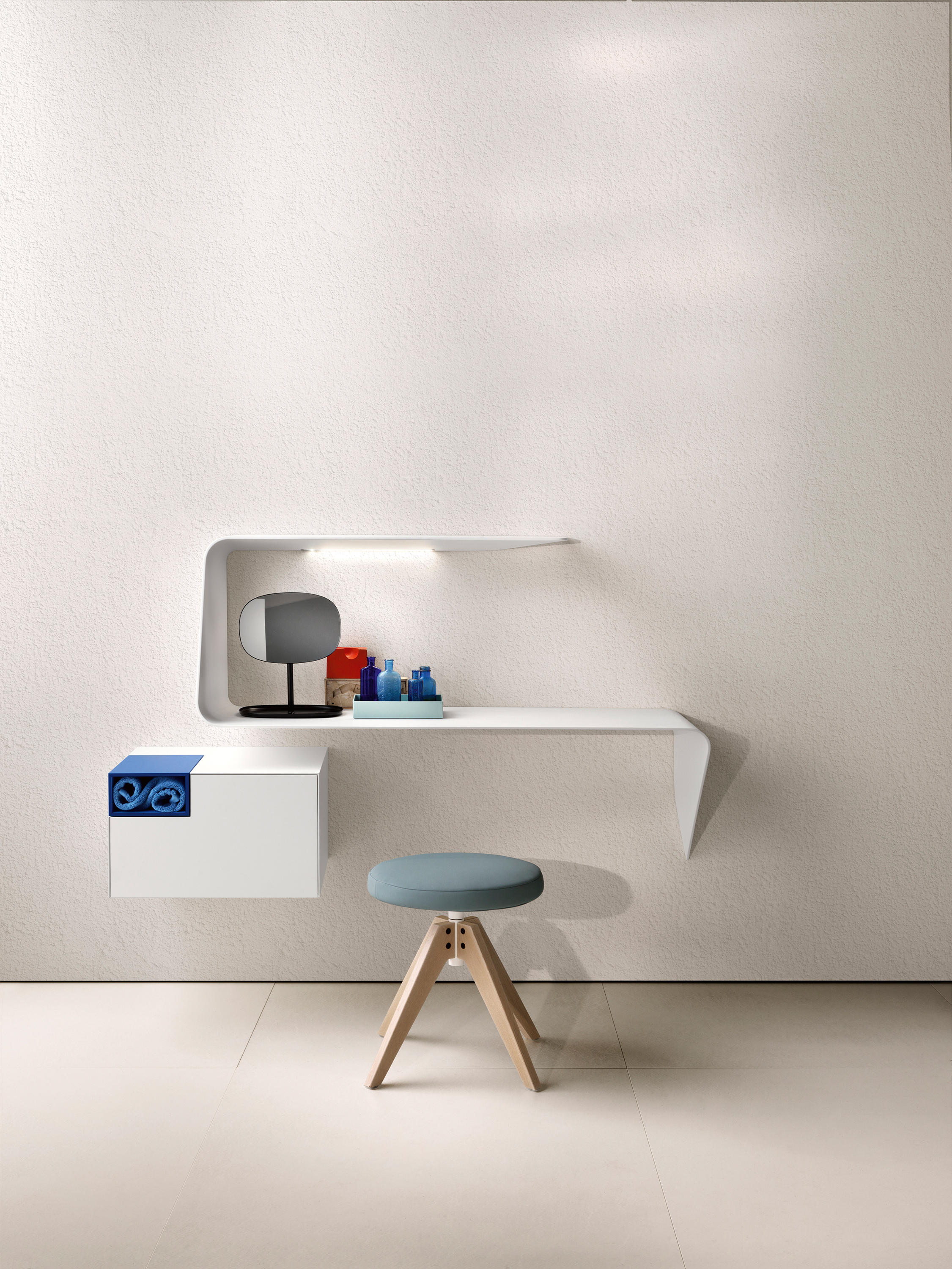 创意家具 - 坐具|吧椅/凳子|办公家具|设计师家具|FLOW STOOL  矮凳