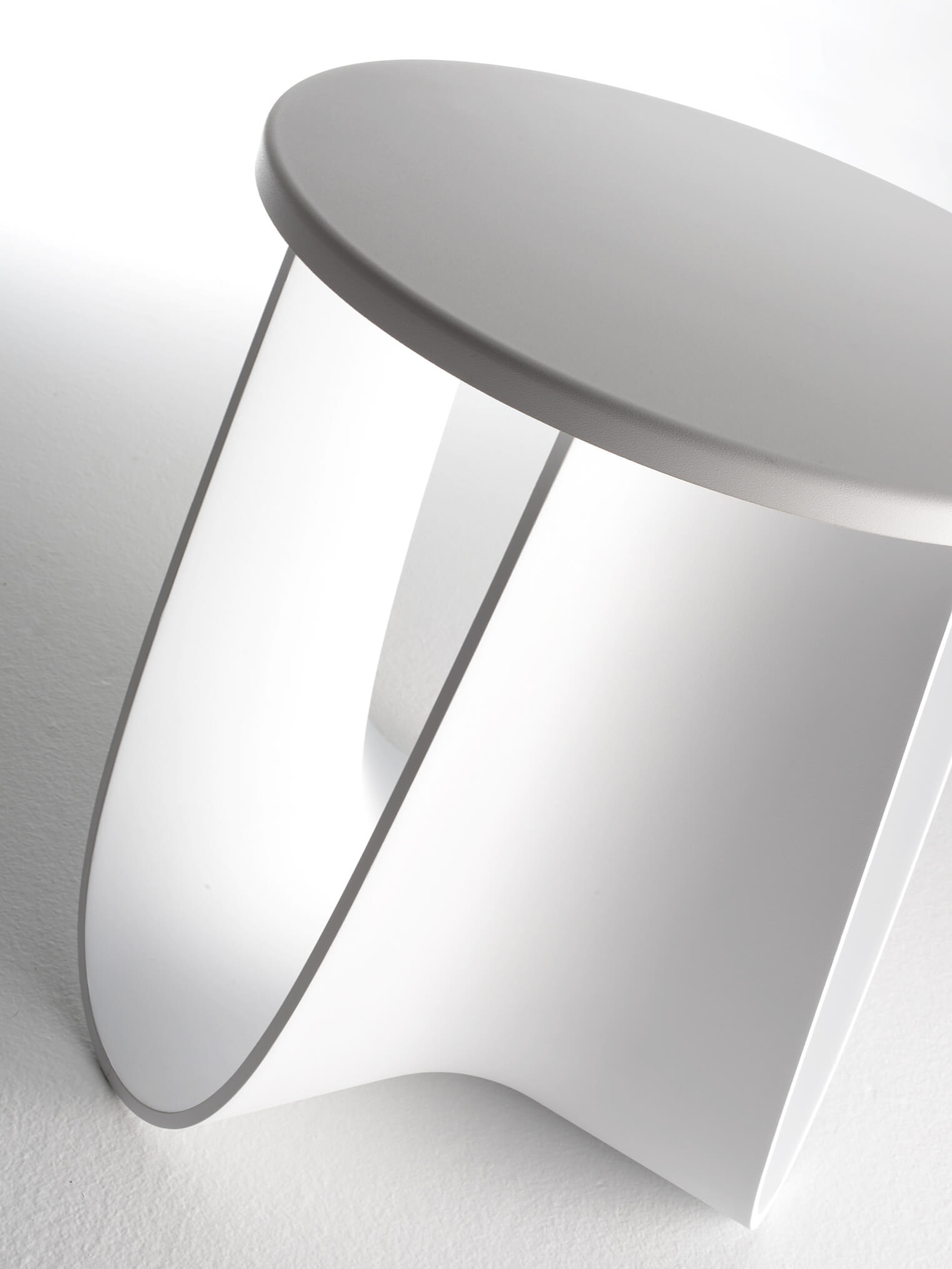 创意家具 - 桌几|茶几/边几|办公家具|设计师家具|Polyurethane stool  茶几/角几