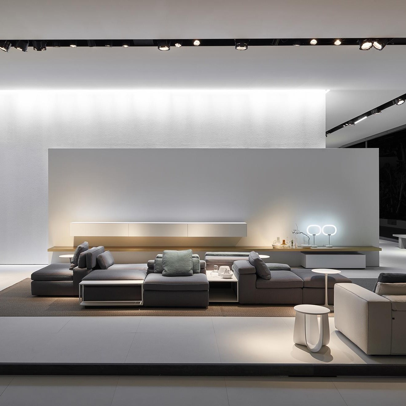 创意家具 - 桌几|茶几/边几|办公家具|设计师家具|Polyurethane stool  茶几/角几