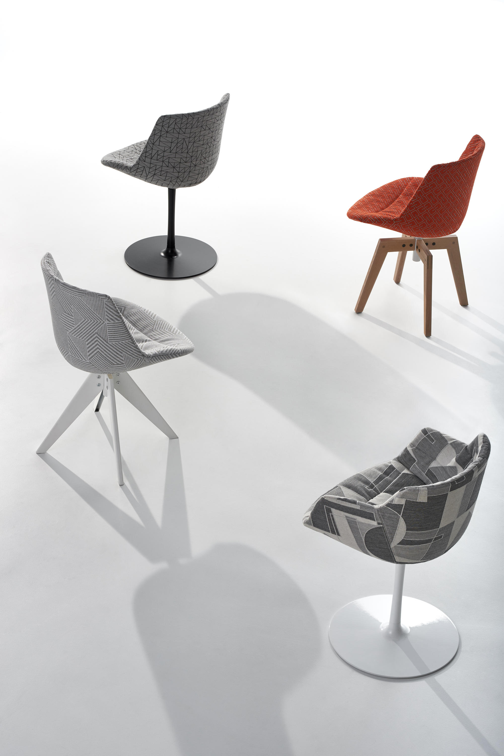 创意家具 - 坐具|餐椅|办公家具|设计师家具|FLOW TEXTILE 洽谈椅/餐椅