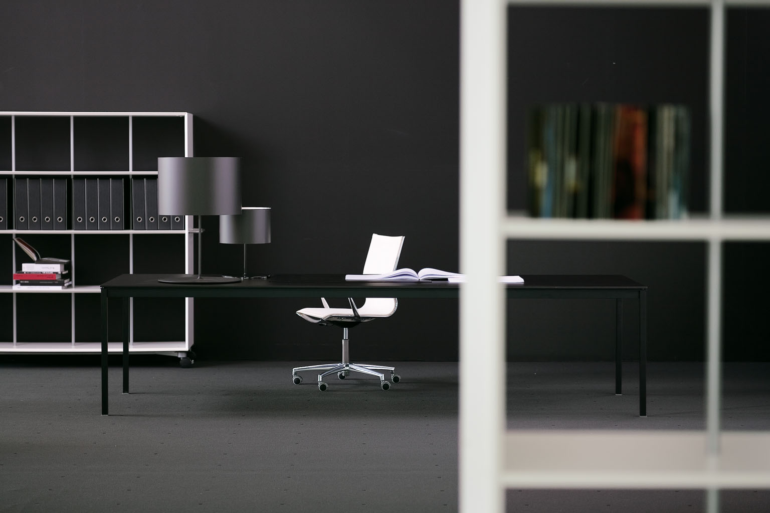 办公台|时尚大班台|办公家具|设计师家具|Corium 真皮