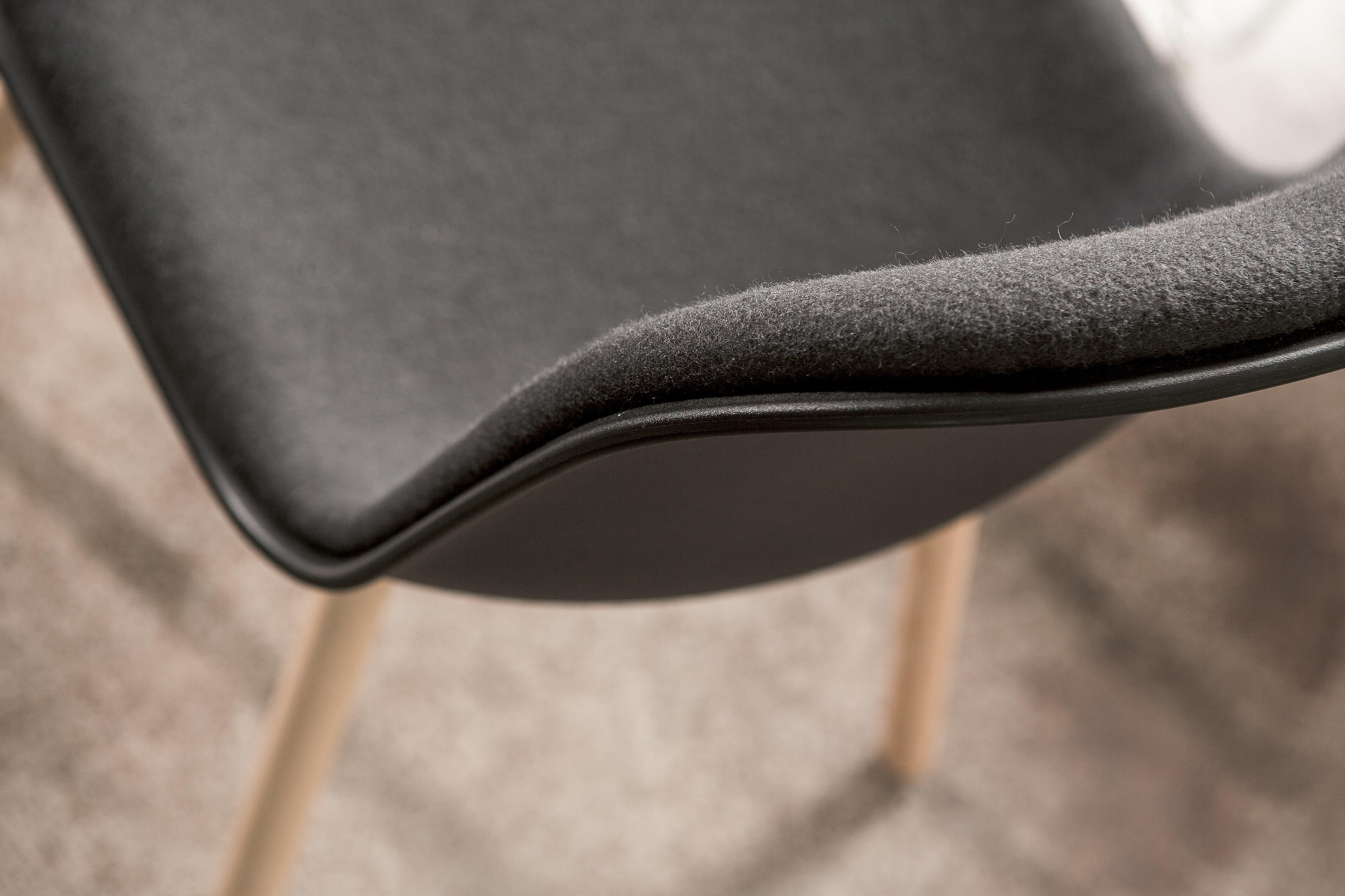 办公椅|现代真皮会议椅|办公家具|设计师家具|Máni  洽谈椅