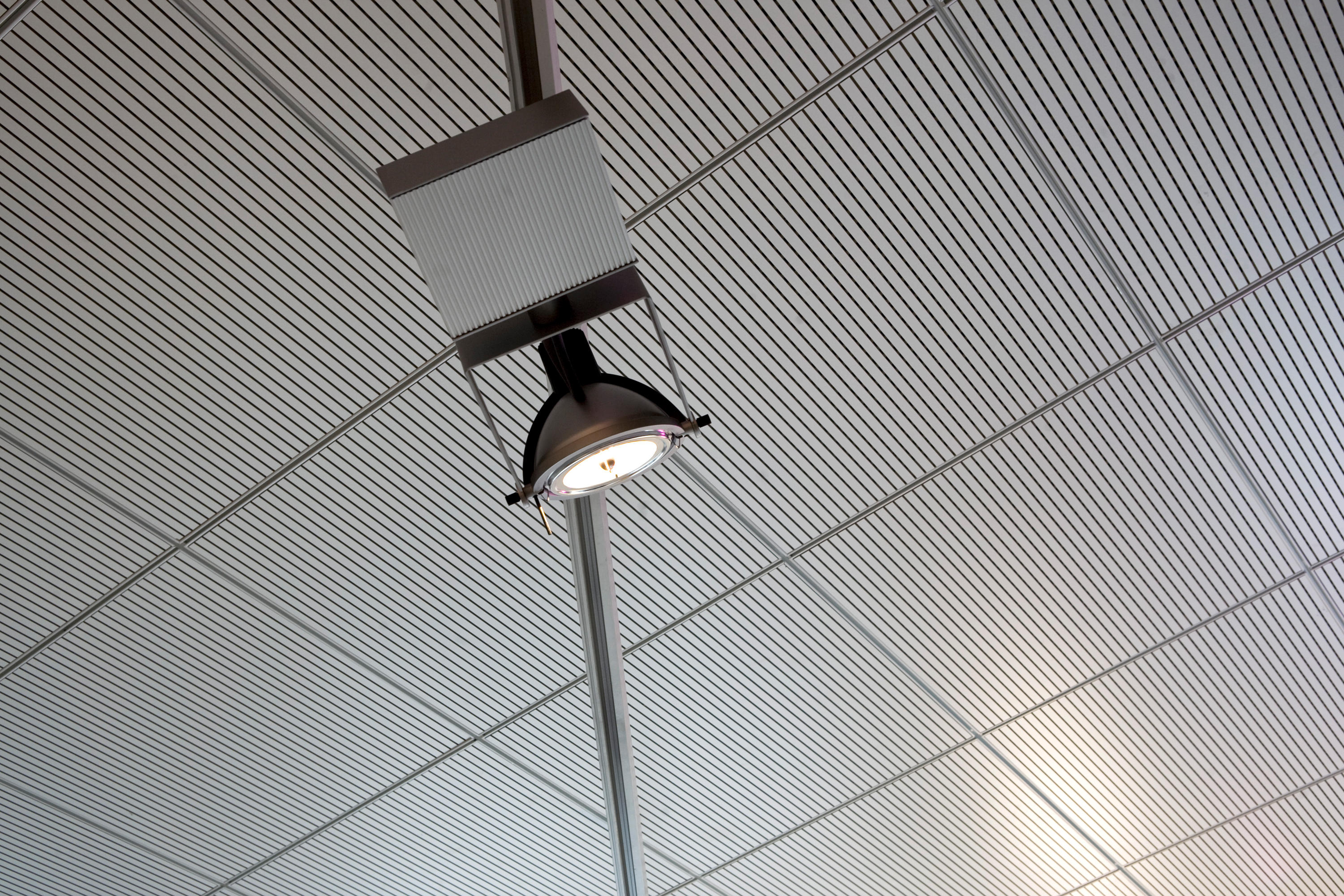 会议台|静音舱/洽谈屋|办公家具|设计师家具|60x60 | 60x120 吸音墙系统