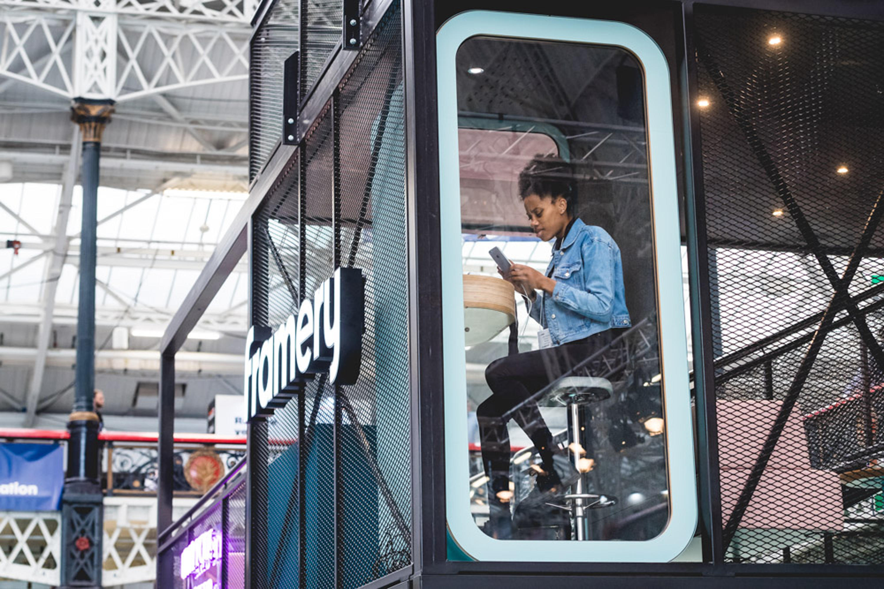 会议台|静音舱/洽谈屋|办公家具|设计师家具|Framery O 隔音屋/电话间