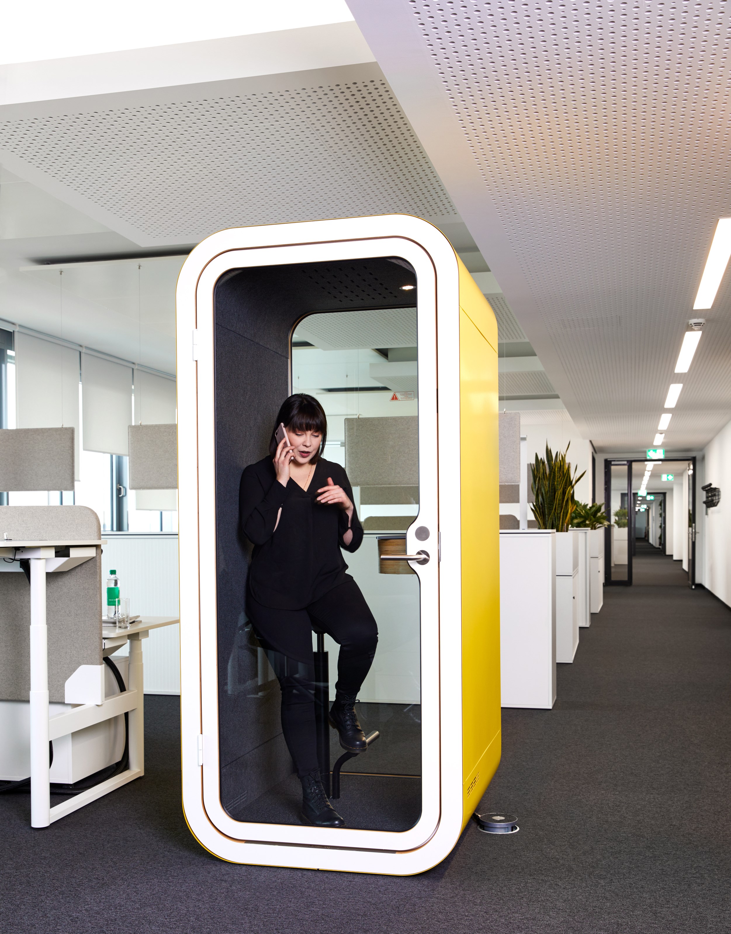 会议台|静音舱/洽谈屋|办公家具|设计师家具|Framery O 隔音屋/电话间