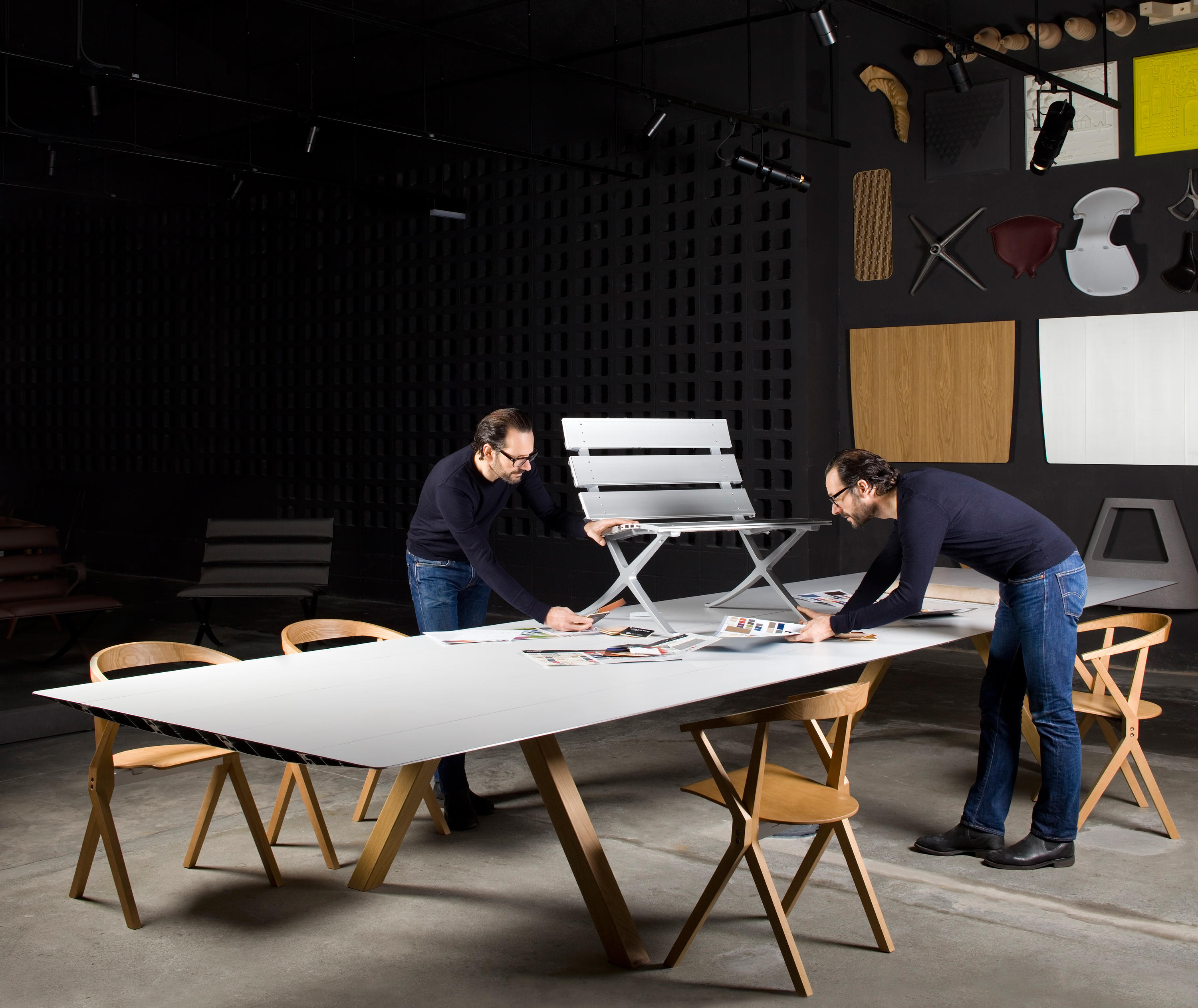 创意家具 - 坐具|户外椅|办公家具|设计师家具|BENCH  等候椅/排椅