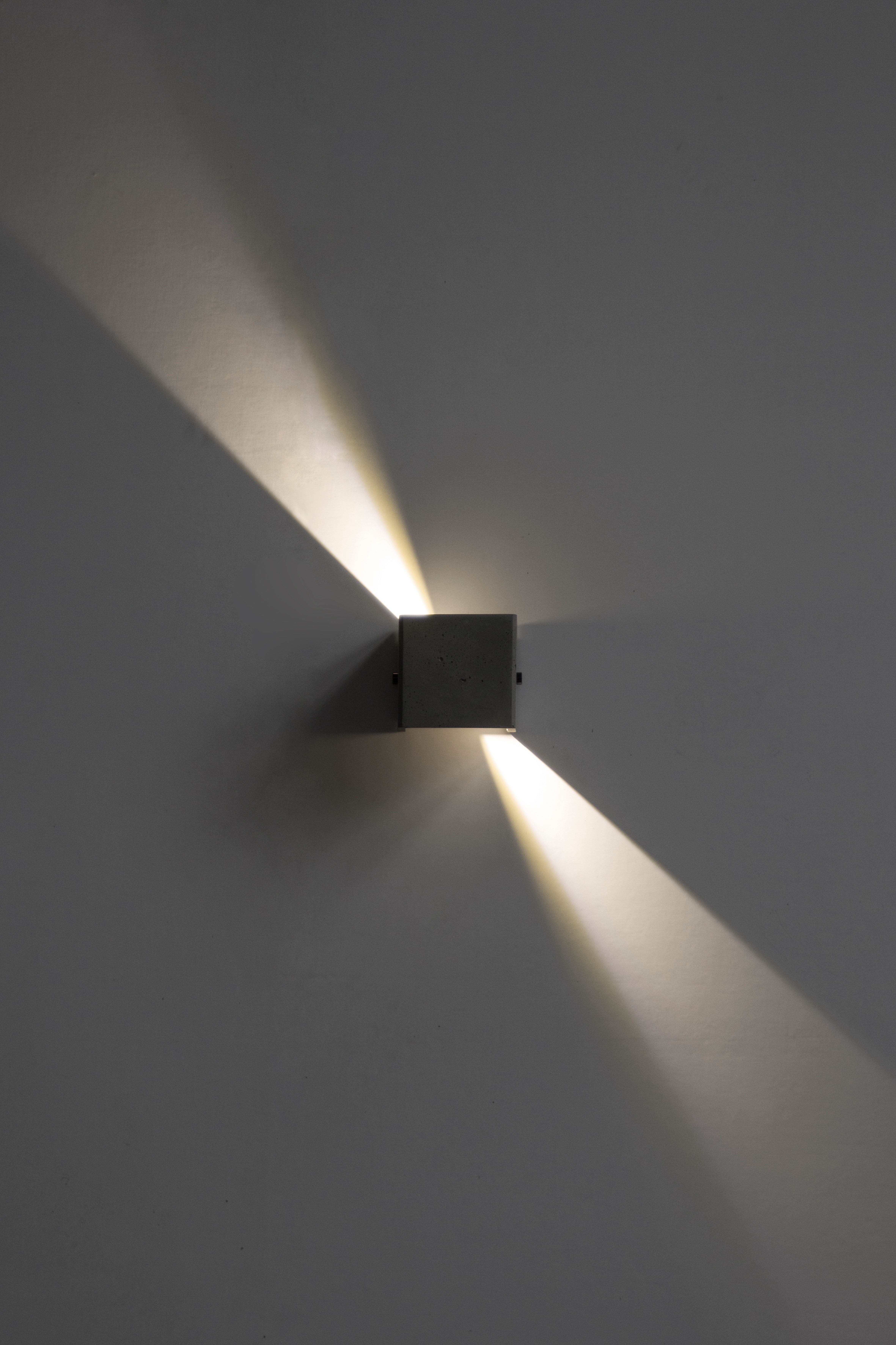 创意家具 - 灯饰|壁灯|办公家具|设计师家具|壁灯-V