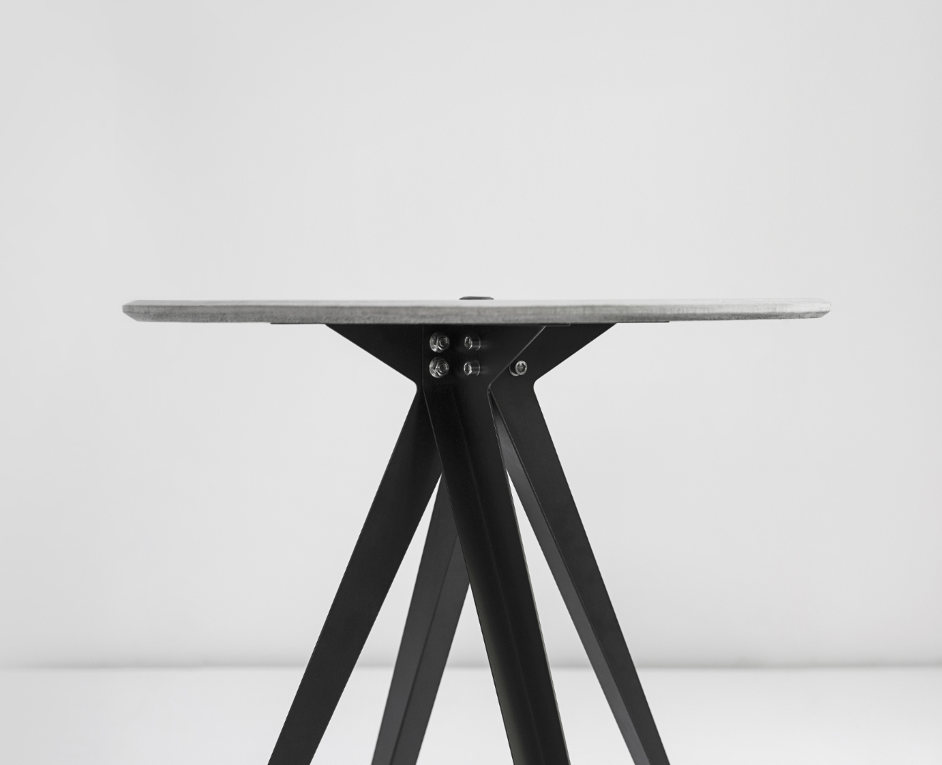 创意家具 - 桌几|茶几/边几|办公家具|设计师家具|桌子-卍