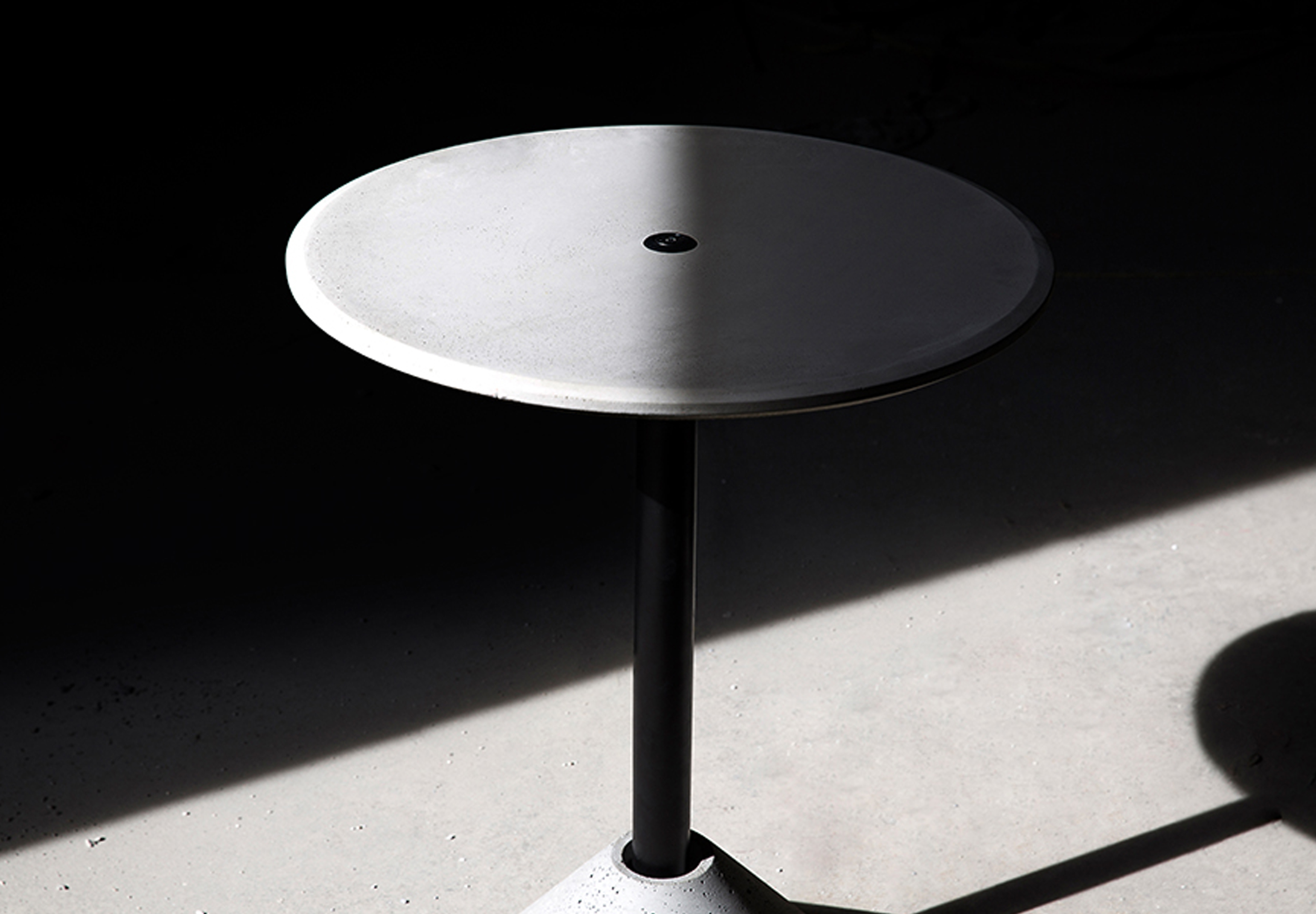 创意家具 - 桌几|吧台|办公家具|设计师家具|吧台桌-丁