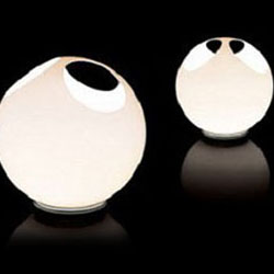 [创意家具 - 灯饰|台灯|办公家具|设计师家具|Kundalini Noglobe 现代玻璃台灯小号]