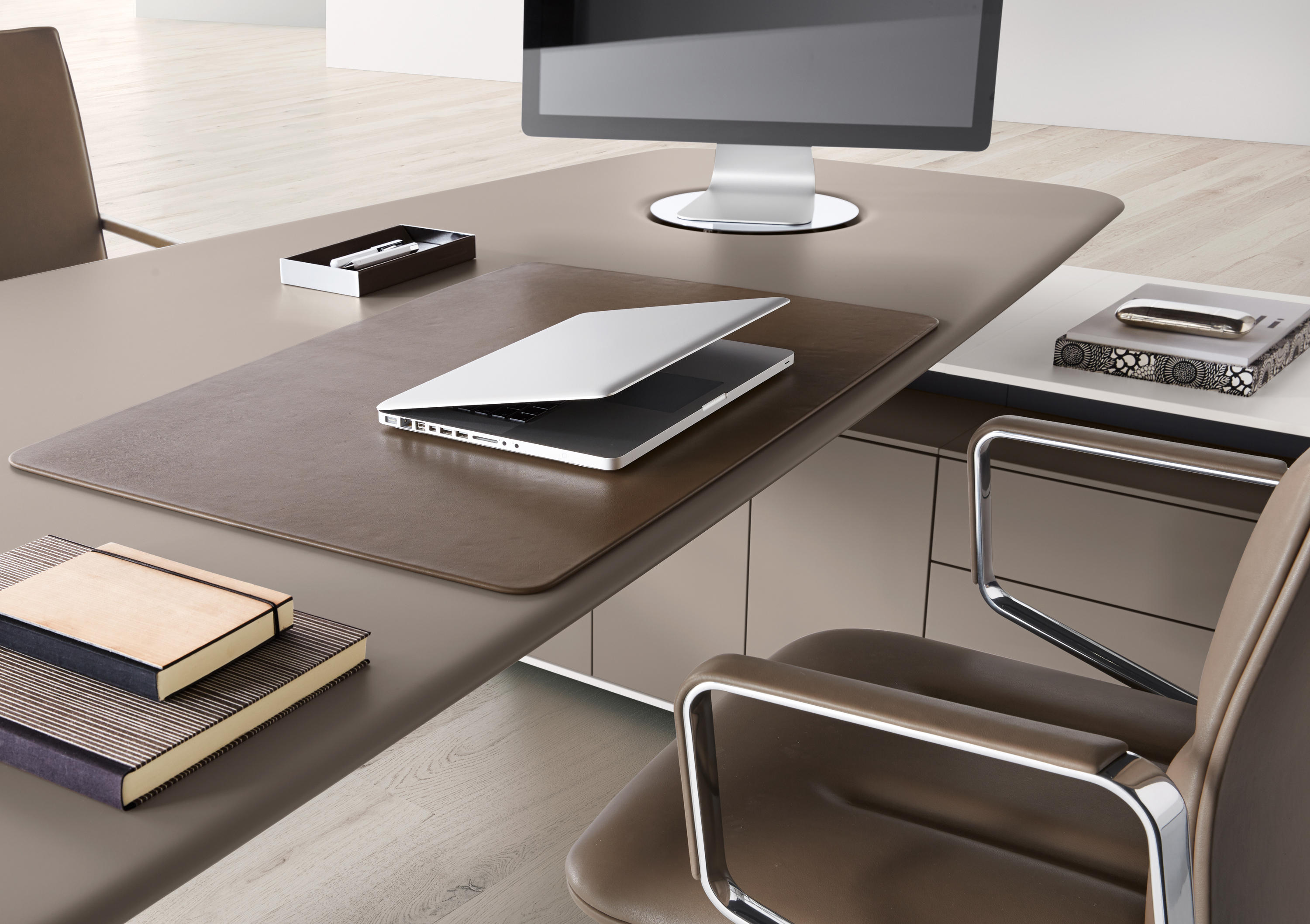 办公台|时尚大班台|办公家具|设计师家具|KEYPIECE COMMUNICATION DESK.大班台