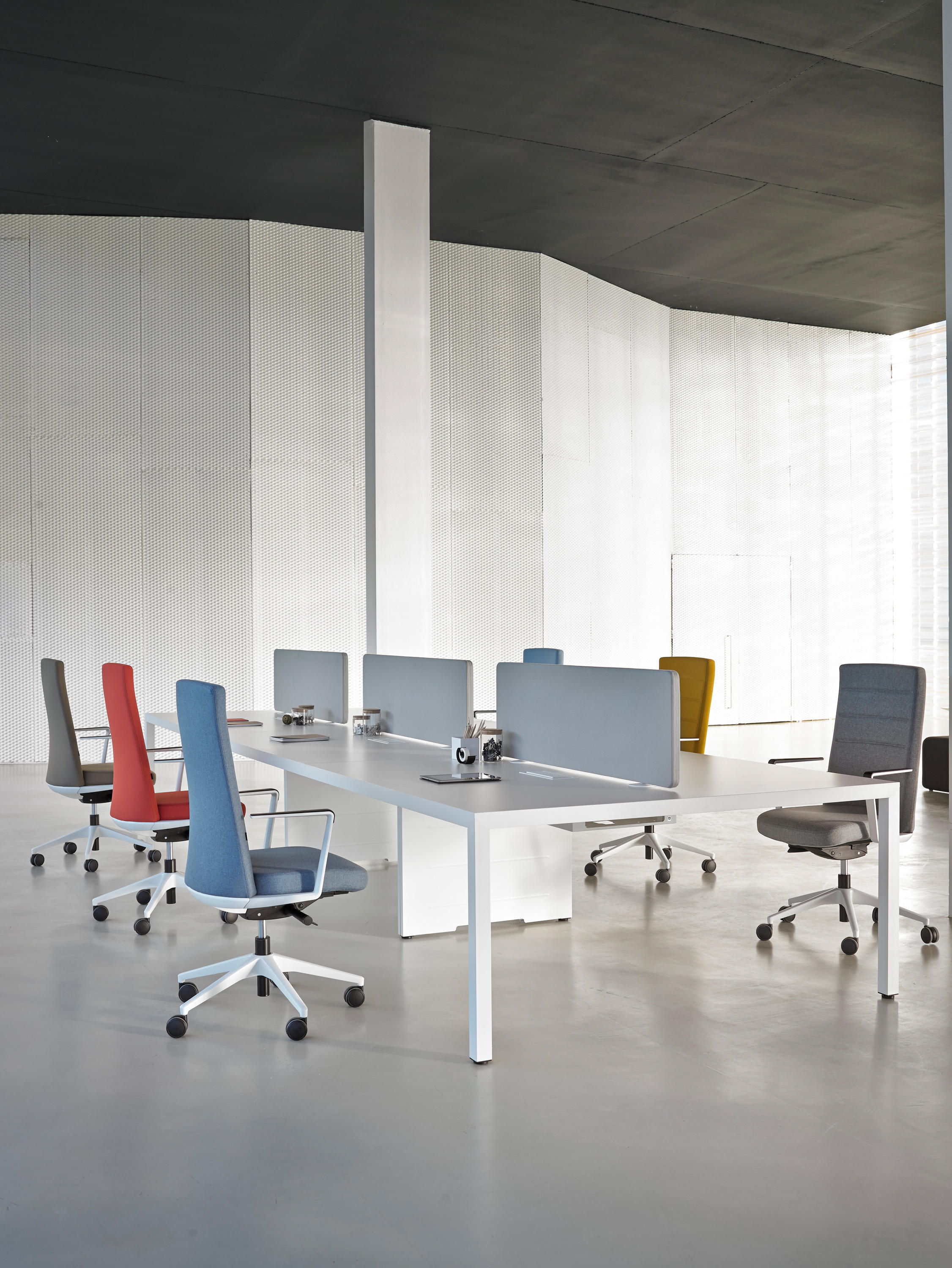 办公屏风|办公屏风系统|办公家具|设计师家具|PRISMA员工桌系列