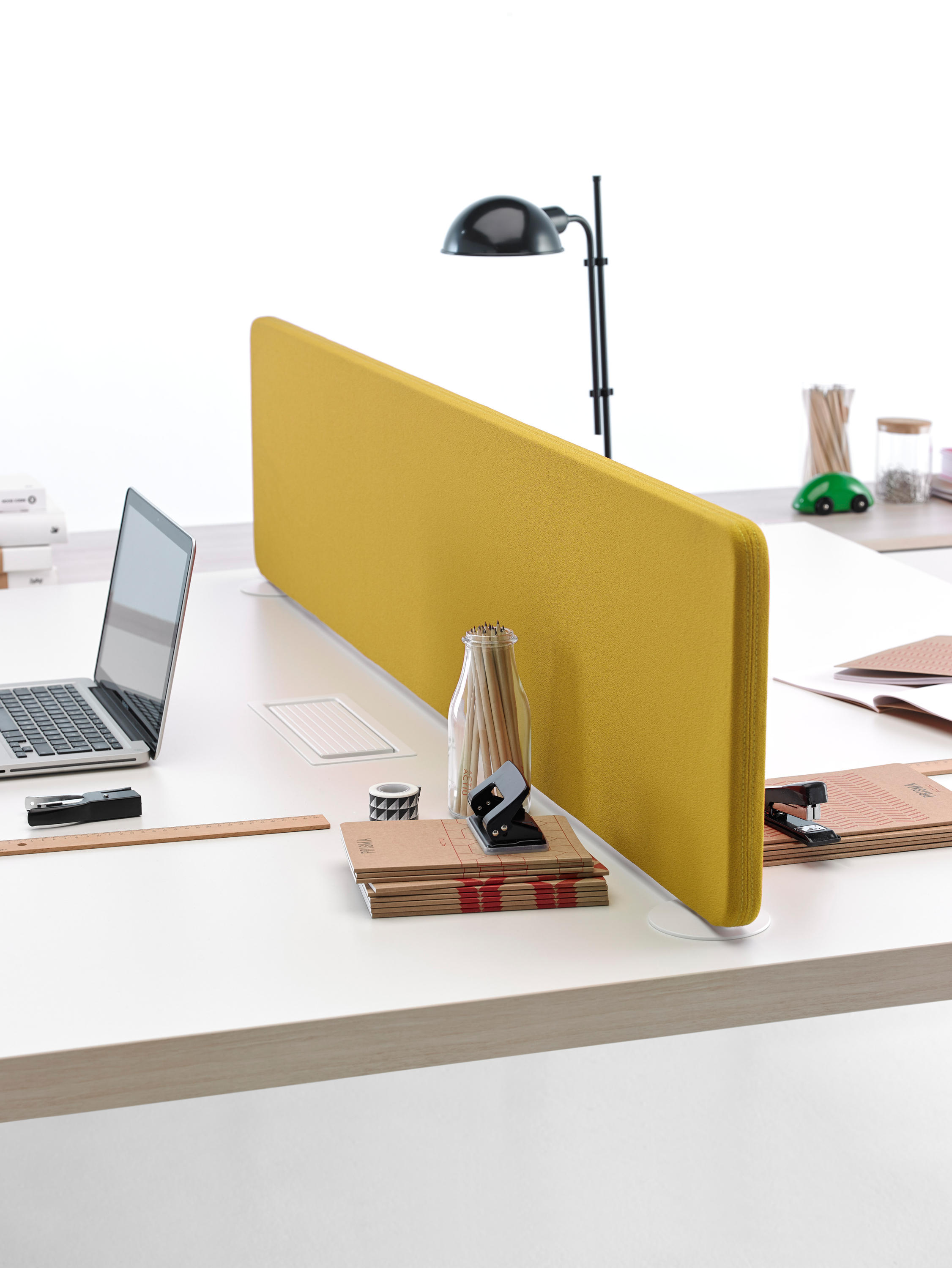 办公屏风|办公屏风系统|办公家具|设计师家具|PRISMA员工桌系列