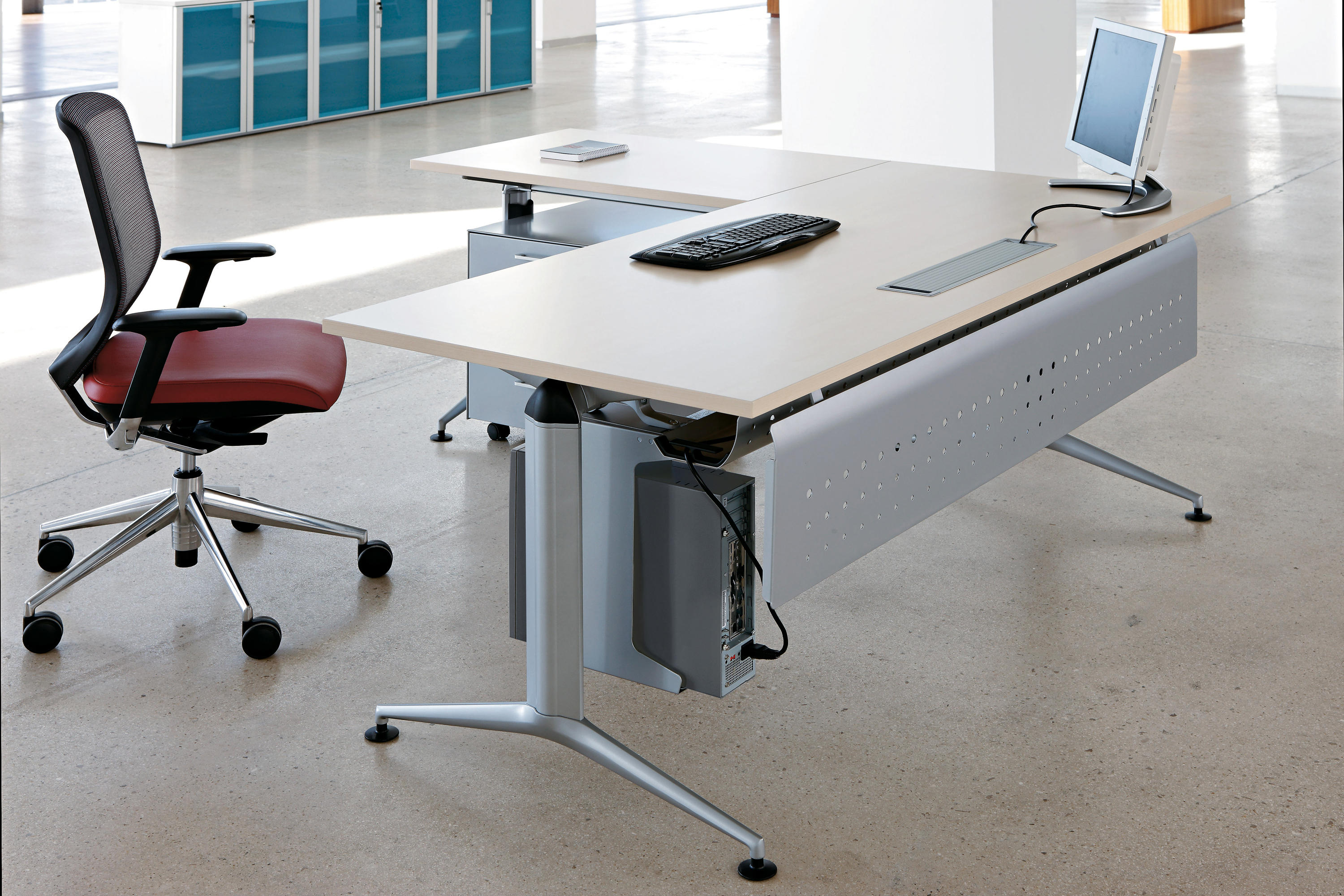 办公台|时尚大班台|办公家具|设计师家具|TRAMA 行政桌系列