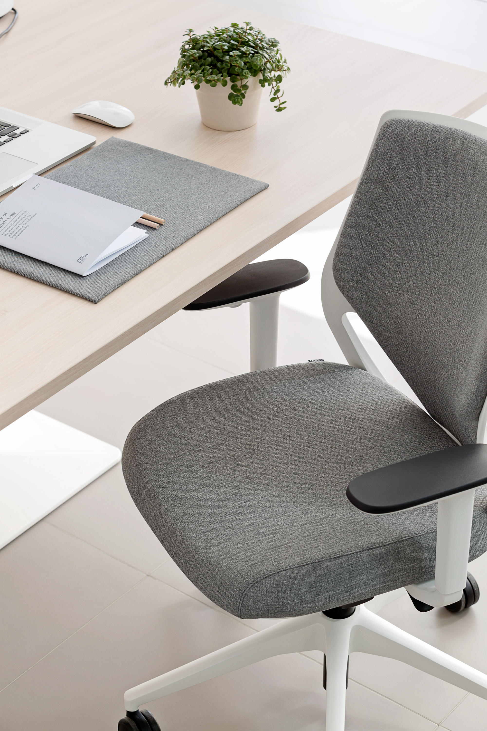 办公椅|布面职员椅|办公家具|设计师家具|EFIT 职员椅系列