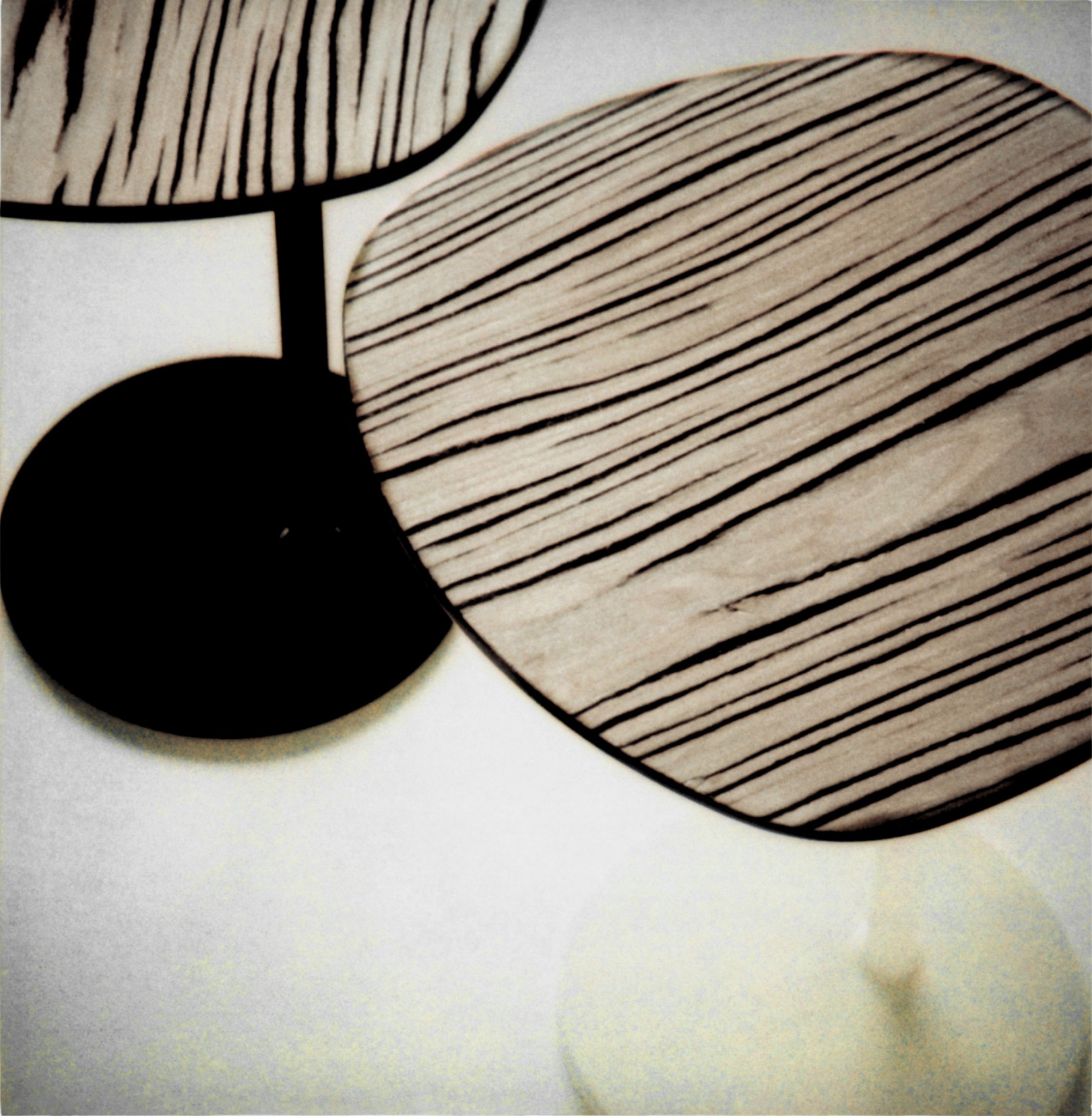 创意家具 - 桌几|茶几/边几|办公家具|设计师家具|春暖花开边几