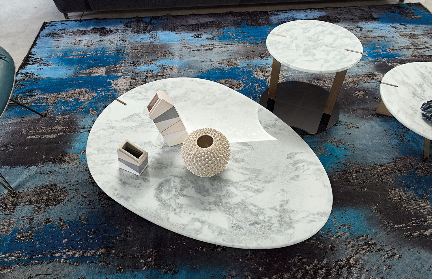 创意家具 - 桌几|茶几/边几|办公家具|设计师家具|道格拉斯系列